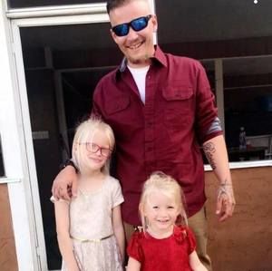 Meet your Posher, Cameron